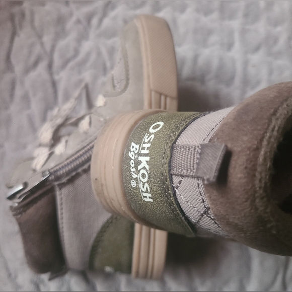 OshKosh B'gosh Other - Nice High-End OshKosh B’Gosh Tan Brown Baby 6M Shoes